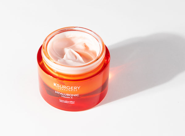 KSurgery Vitamin C Glow-Effect Kremas su vitaminu C ir hialurono rūgštimi 50ml indelyje.