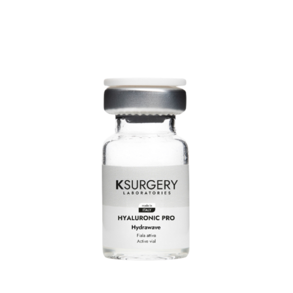 Ksurgery Hydrawave mezoterapinis kokteilis – skaidrus sterilus buteliukas su pilku dangteliu, skirtas intensyviam odos drėkinimui, elastingumo atkūrimui ir apsaugai nuo senėjimo požymių.