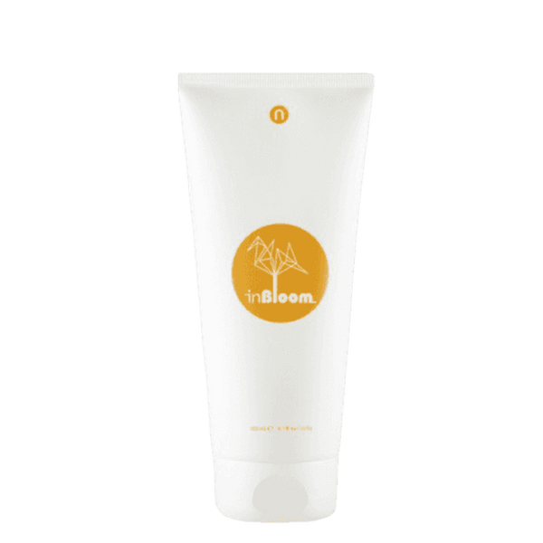 In Bloom Lush maitinamoji kaukė