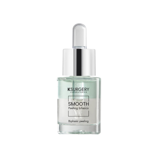 KSurgery Smooth Peeling Bifasico“ dviejų fazių pilingas stikliniame buteliuke su pipete, skirtas veido odos eksfoliacijai ir riebalų kontrolei.
