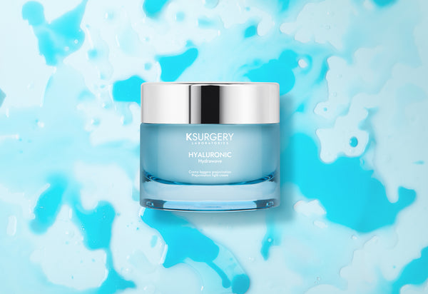 KSurgery Hydrawave Prejuvination regeneruojantis veido kremas
su hialuronu 50ml indelyje.