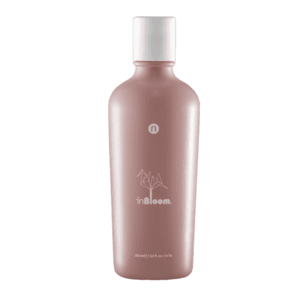 In Bloom Moisturizing drėkinamasis šampūnas