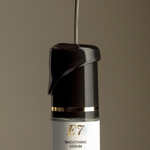 E7 anti-frizz smoothing glotninantis nenuplaunamas serumas