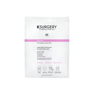 KSurgery RS Soothing Mask“ – veido kaukės pakuotė jautriai odai, su rožiniu akcentu ir veikliųjų medžiagų sąrašu, skirta drėkinimui ir raminimui.
